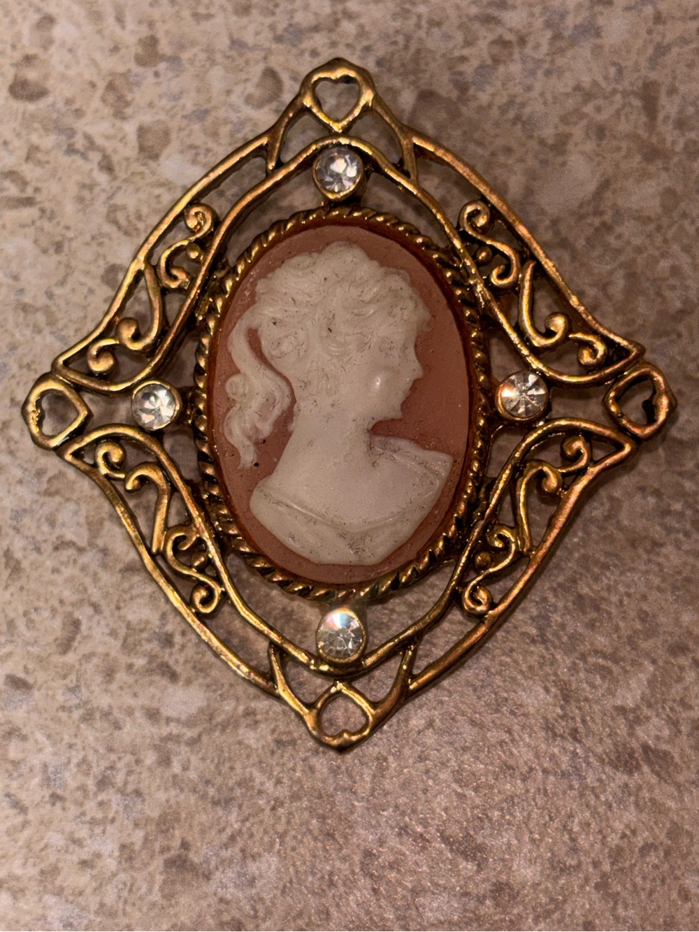 Vintage Signed AAI Cameo Rhinestone Filigree Brooch Pin Gold Tone